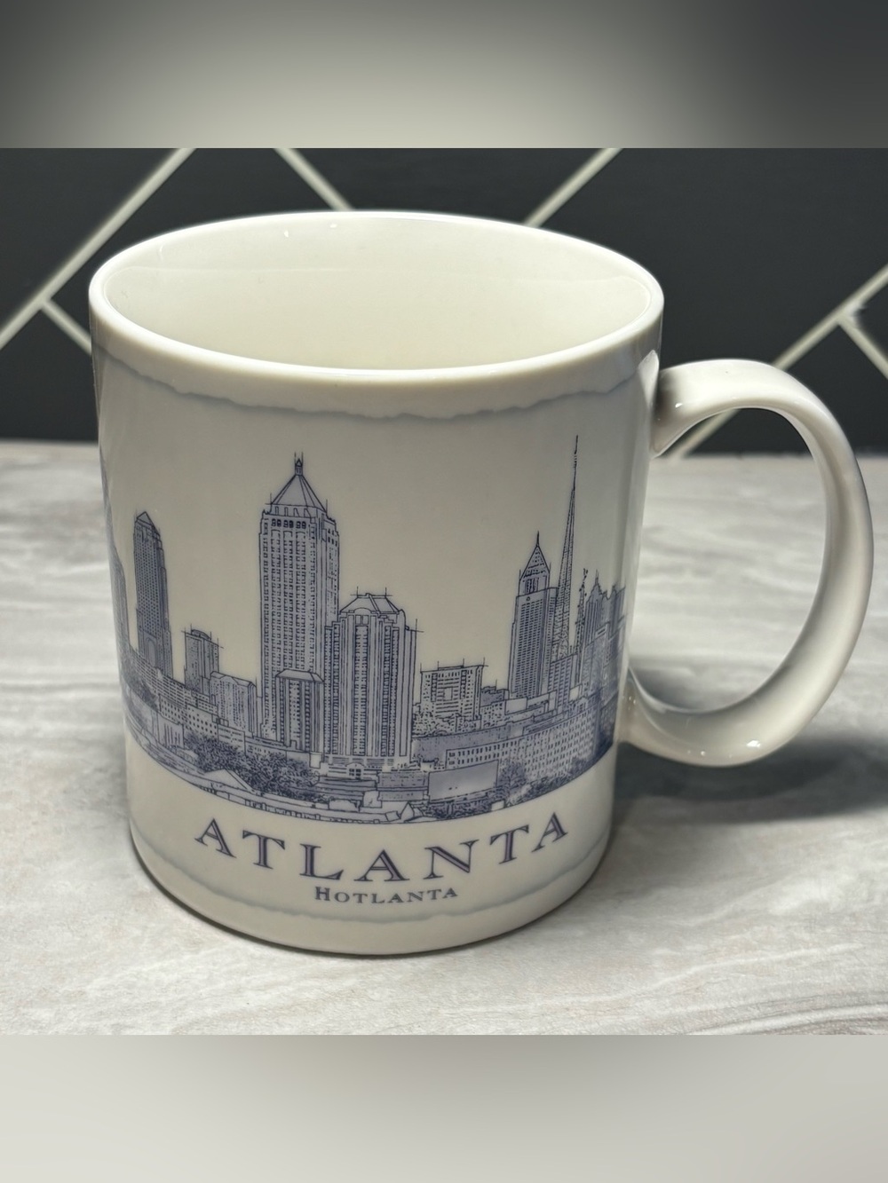 Starbucks Atlanta Hotlanta Coffee Mug 2008 Architecture City Skyline Series 18oz